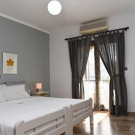 Fotopoulos Διαμέρισμα