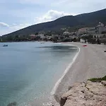 Fotopoulos