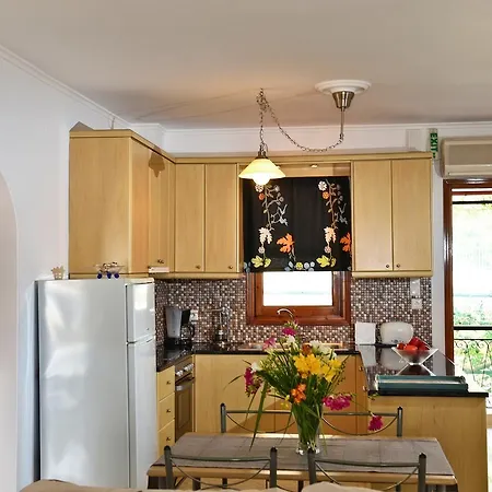 Apartament Fotopoulos *