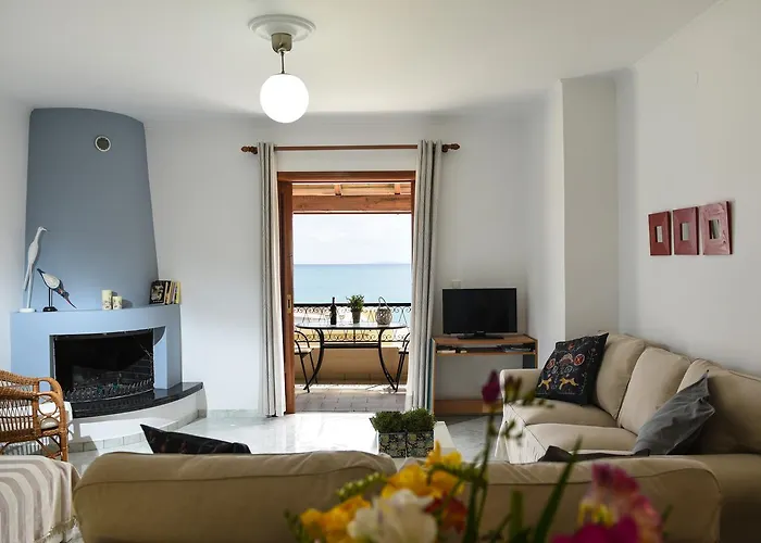 Fotopoulos Apartment